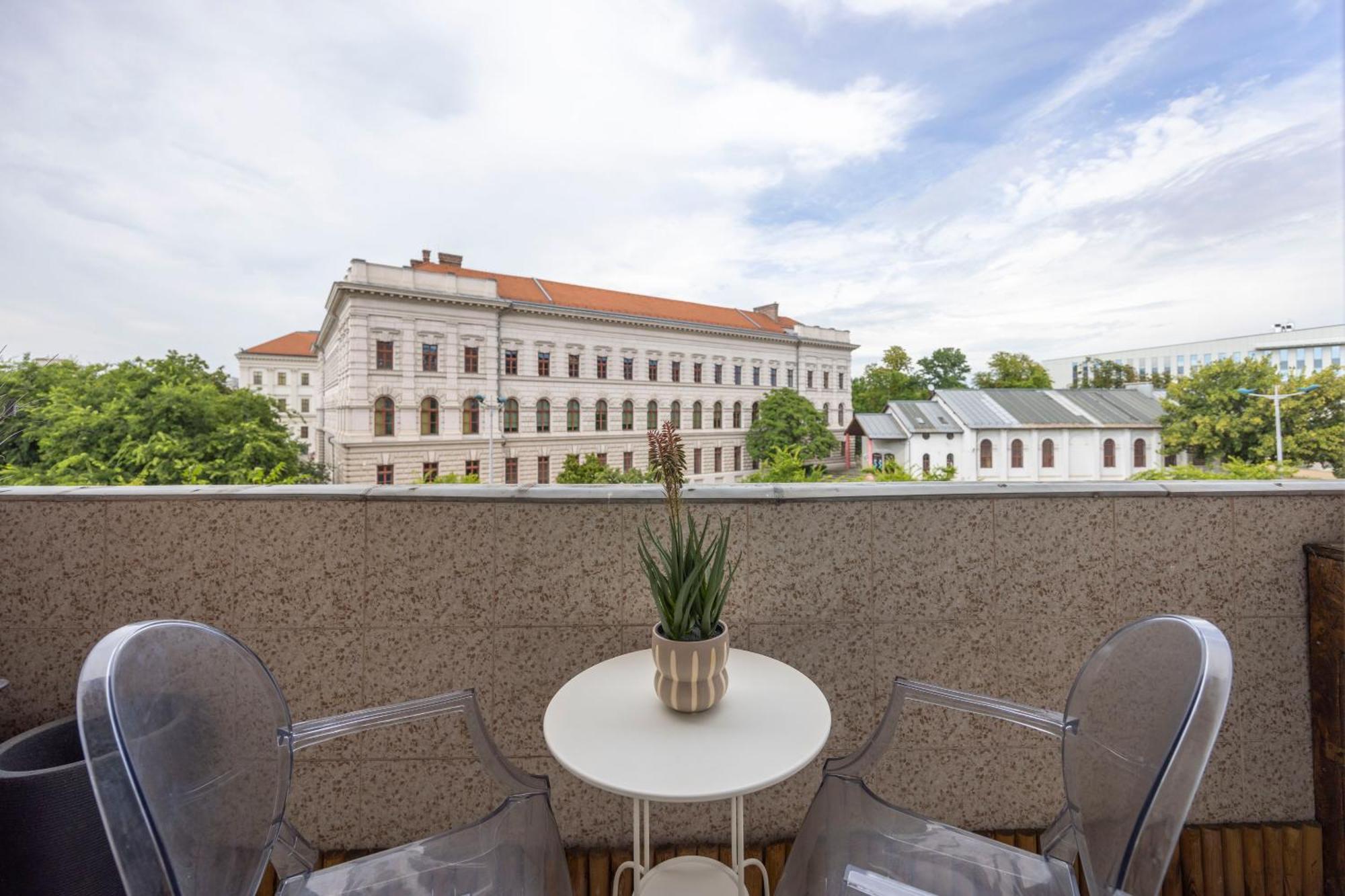 Luxy Central Spacious & Cozy Residence With Balcony Budapest Kültér fotó